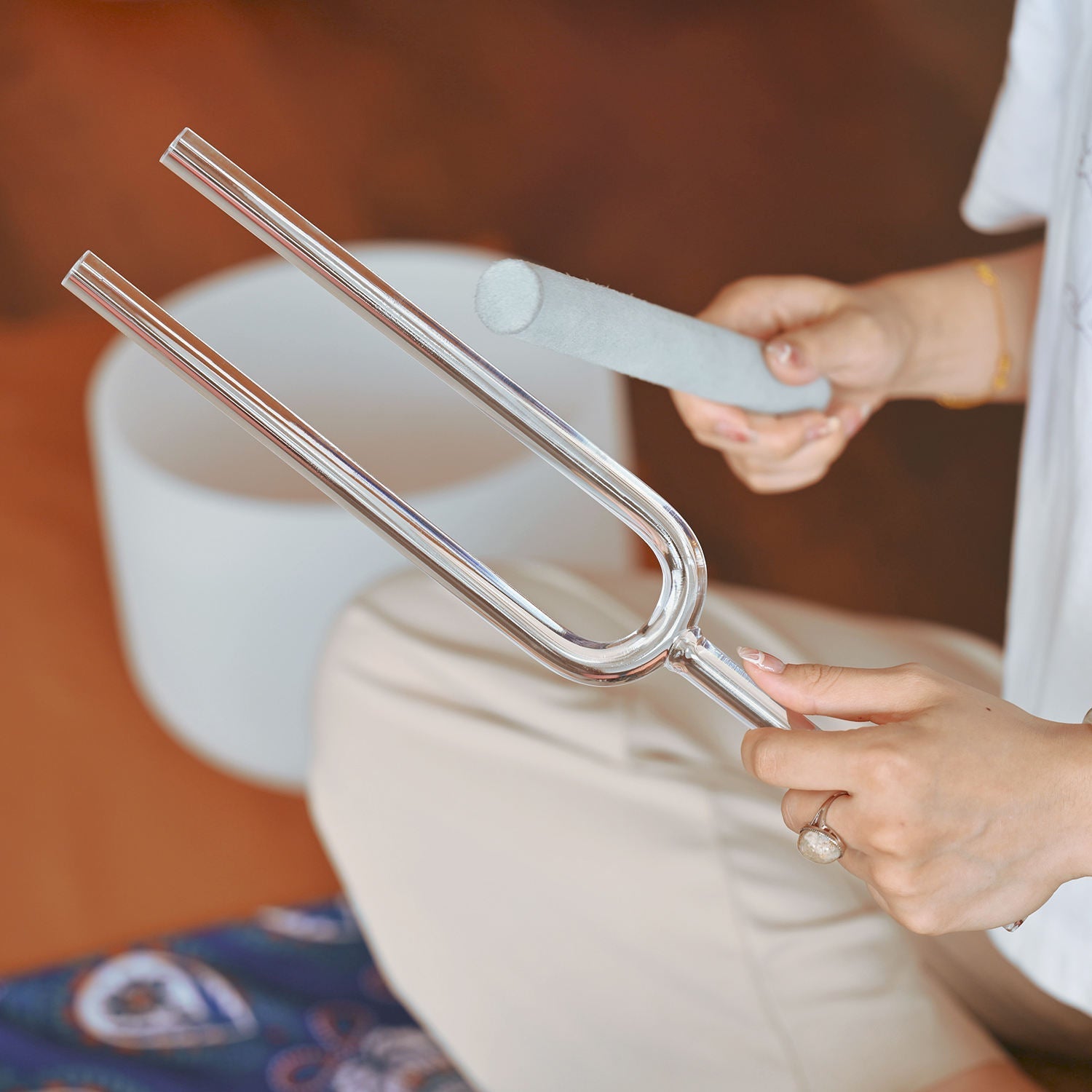 432 Hz Clear Crystal Tuning Fork for Healing