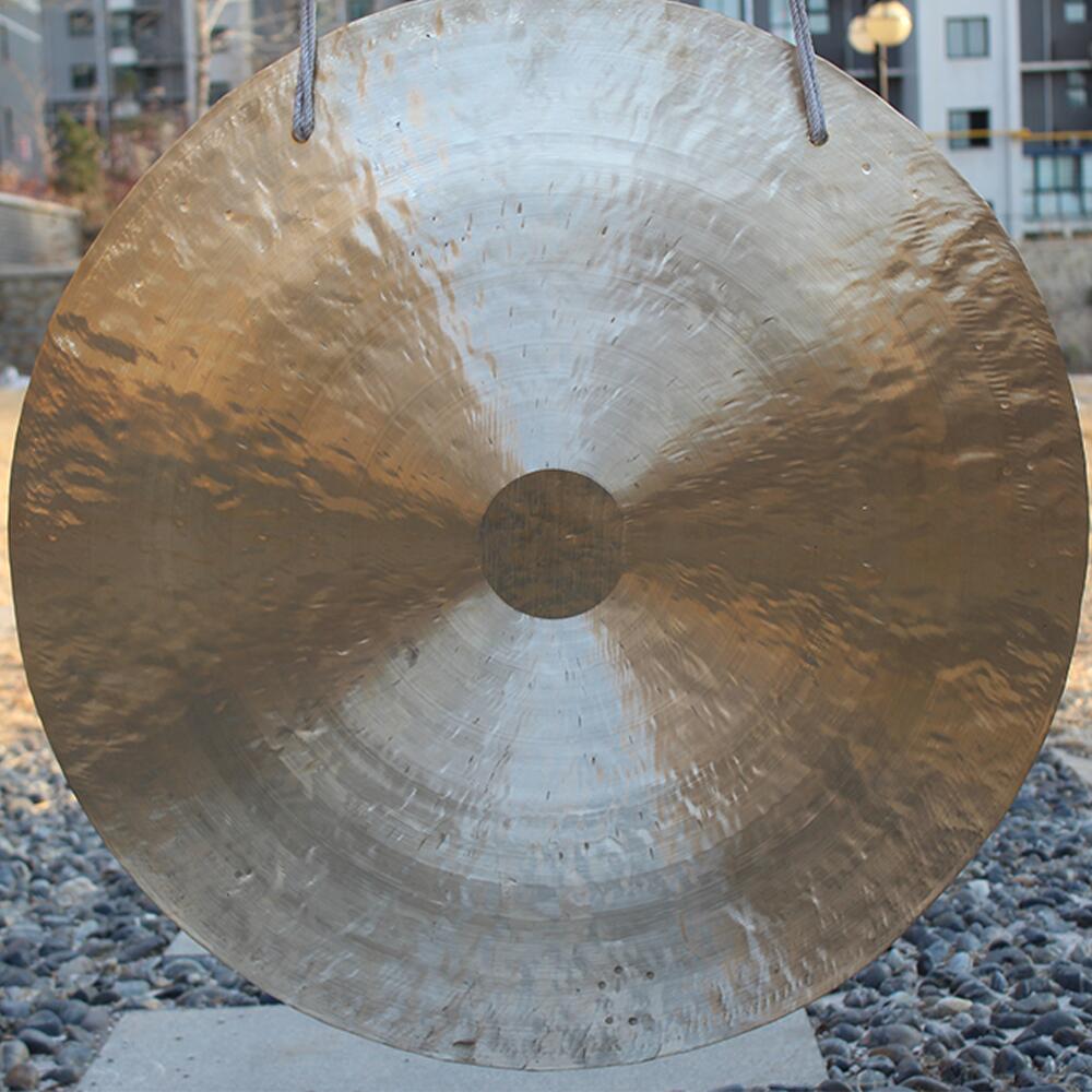Circular metallic gong with textured surface for 32 Inch Wind Gong Instrument